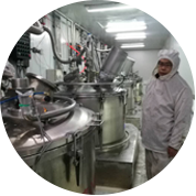 上門安裝設備，培訓工作人員